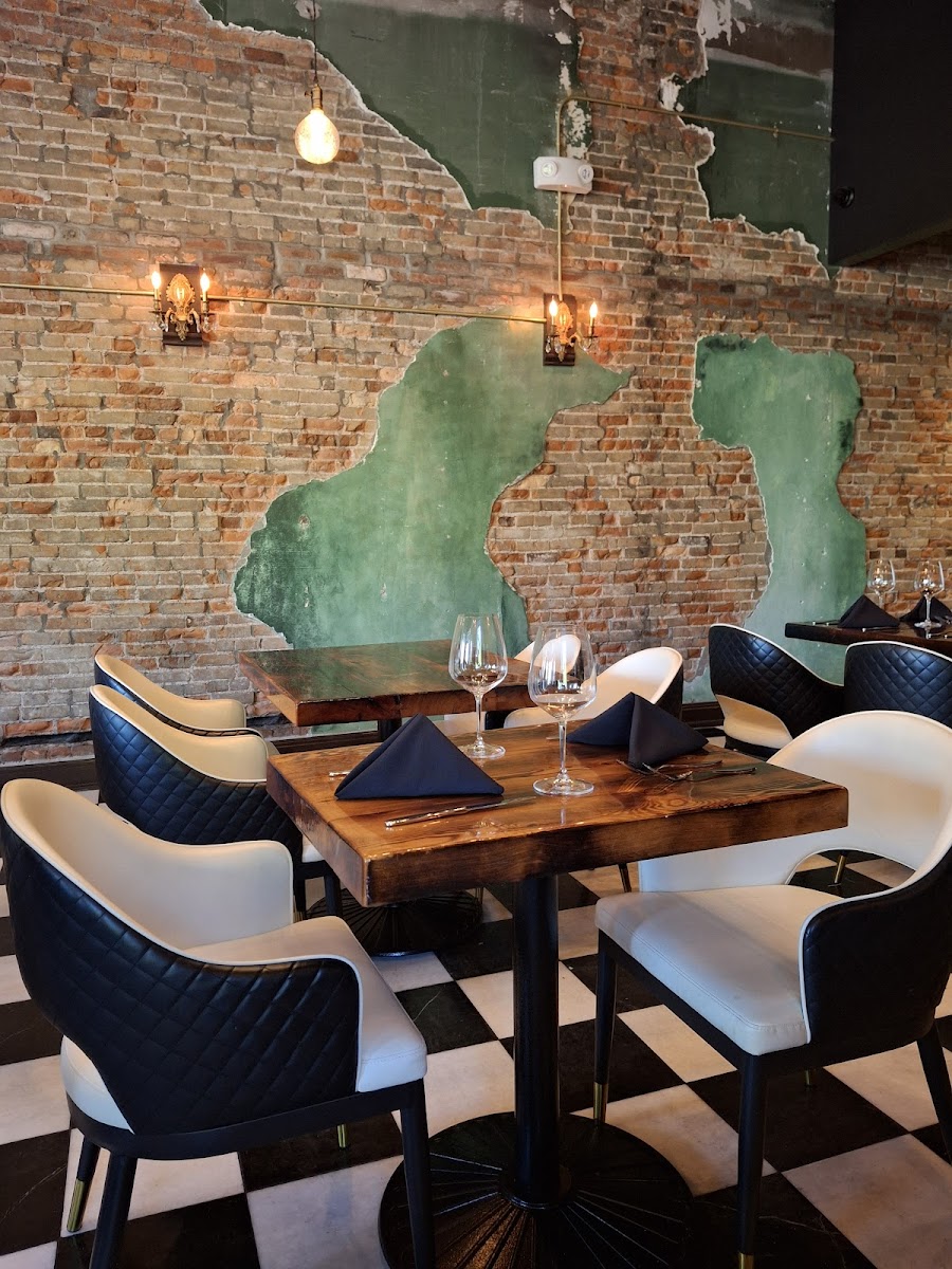 Dua Vino + The Bar Photos 2